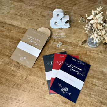 Faire-part sous forme de plexi de la collection Tarawa.