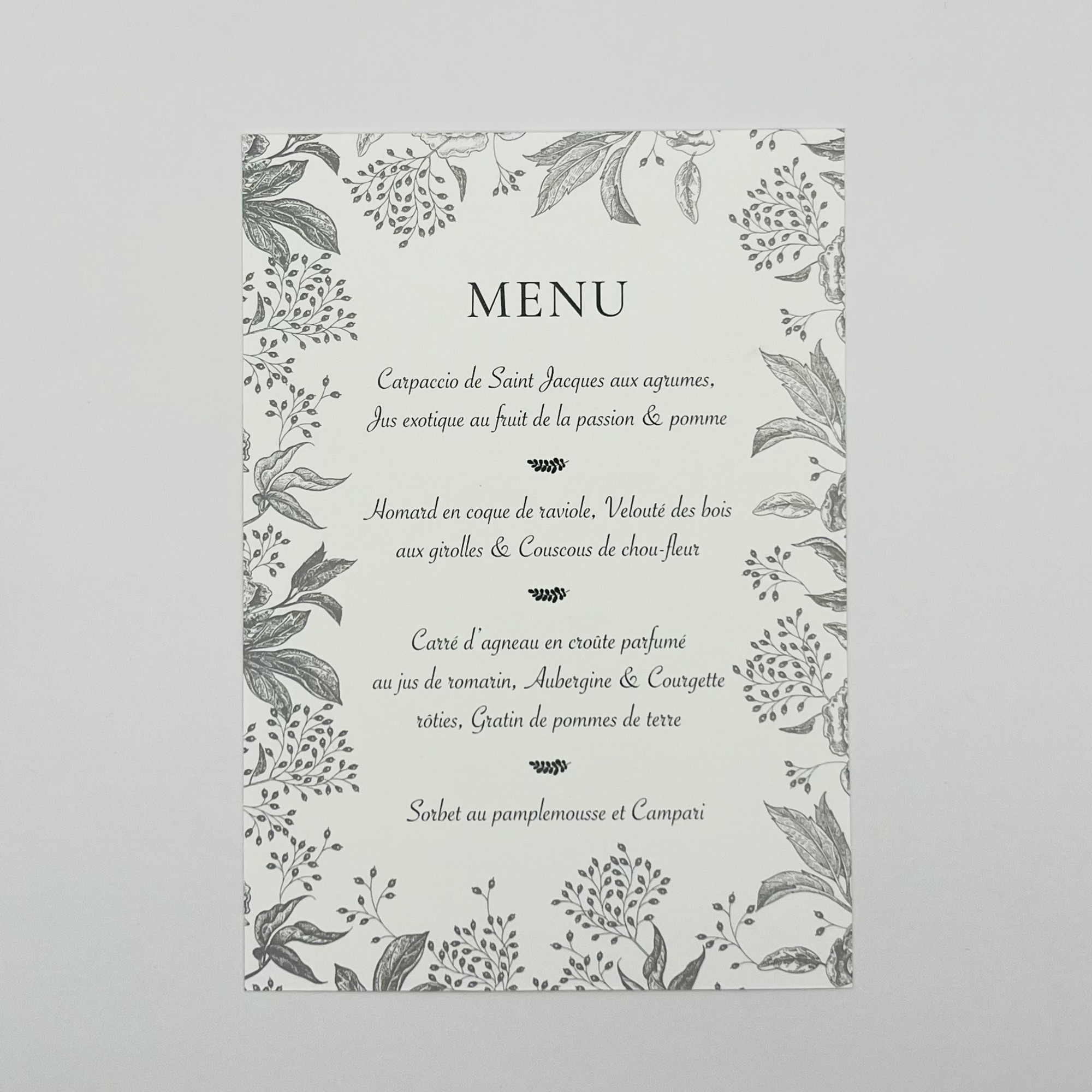 Menu de mariage recto verso de la collection Viti Levu dans un thème Nature & Fleuri du e-shop Les Faire-part de Kiv'là!